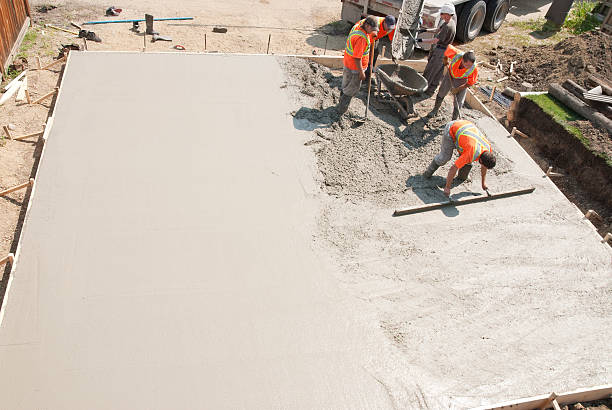 Best Concrete Slab Construction in Clayco, MO